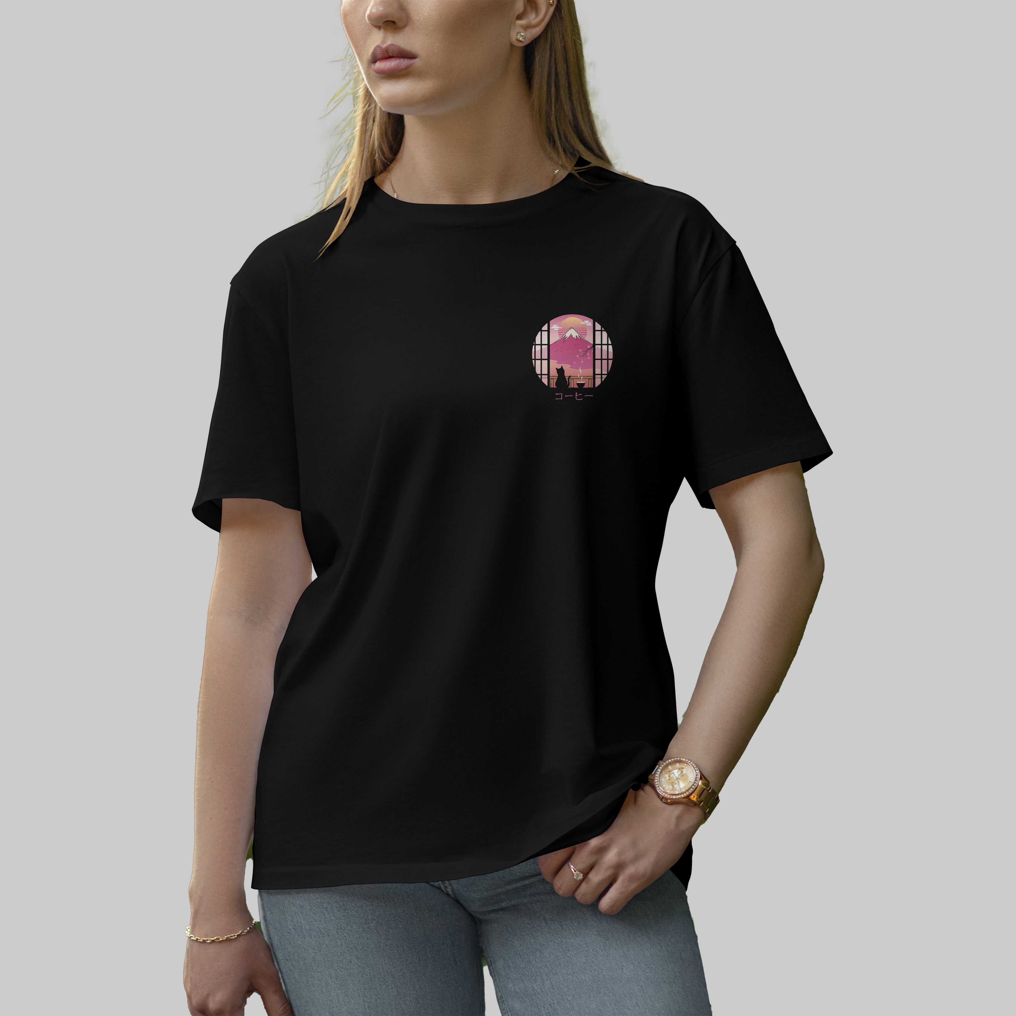 Astryx Women’s Oversized Japanese Cat T-shirt