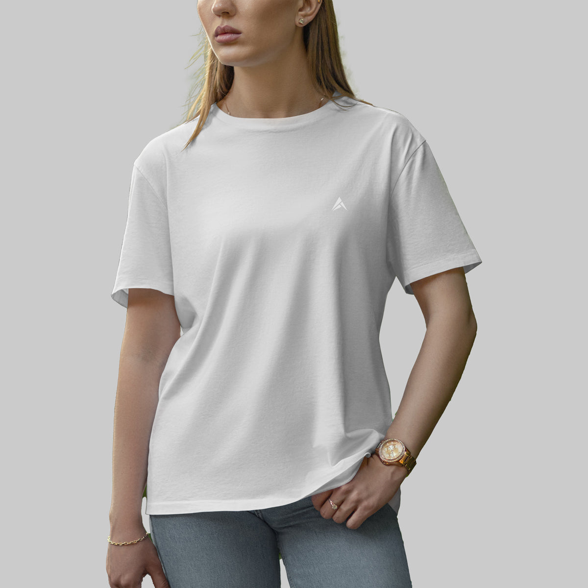 Astryx Women's Oversized T-shirt (White)